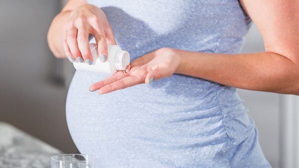 Беременность и лекарства: прием, риски и преимущества
