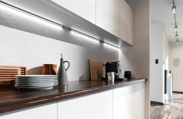 Как используются светодиодные лампы на кухне?