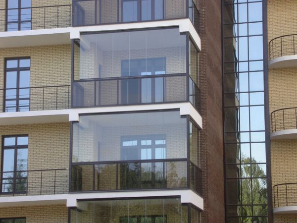 Панорамные окна на балконе: за и против! Интересная фотоподборка.